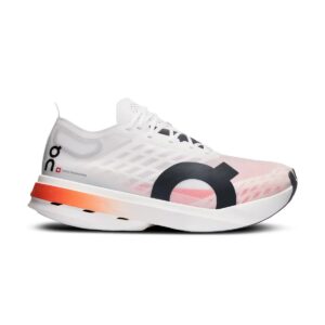 On Running Cloudboom Strike blanc noir