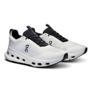 Alternative view of On Running Cloudnova X blanc noir